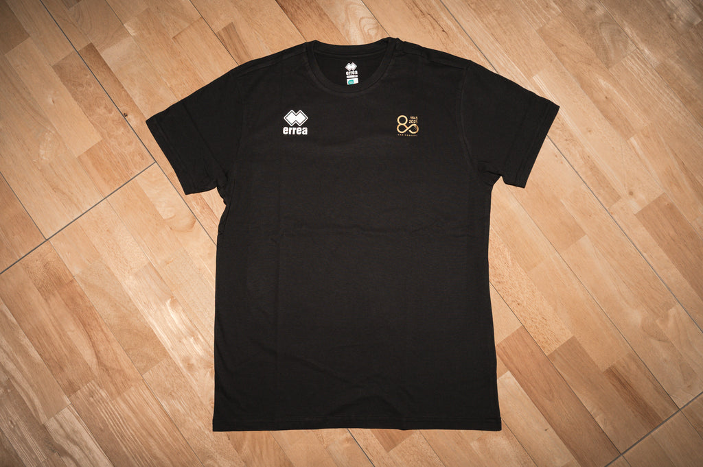 Schwarzes T-Shirt (25/26)